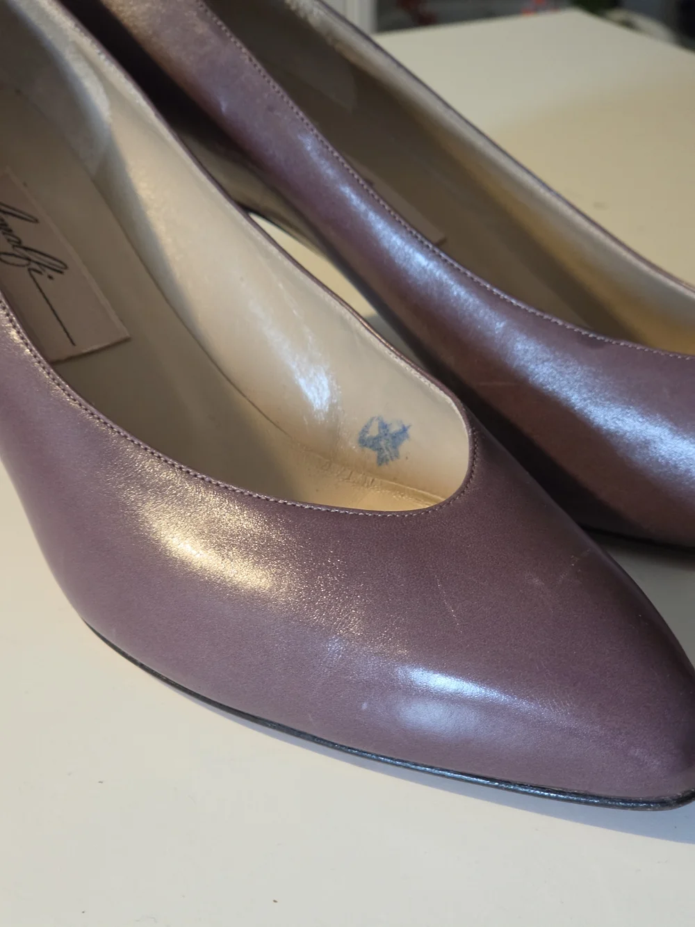 Vintage Amalfi Monica Mauve Pointed-Toe Mid Heel Leather Pumps - Picture 2 of 11